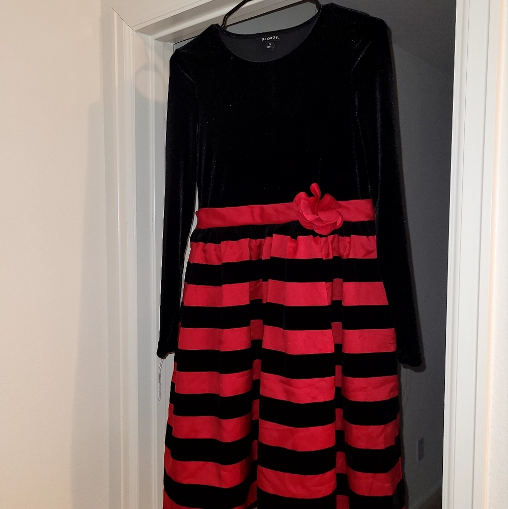Girls dress size XL
